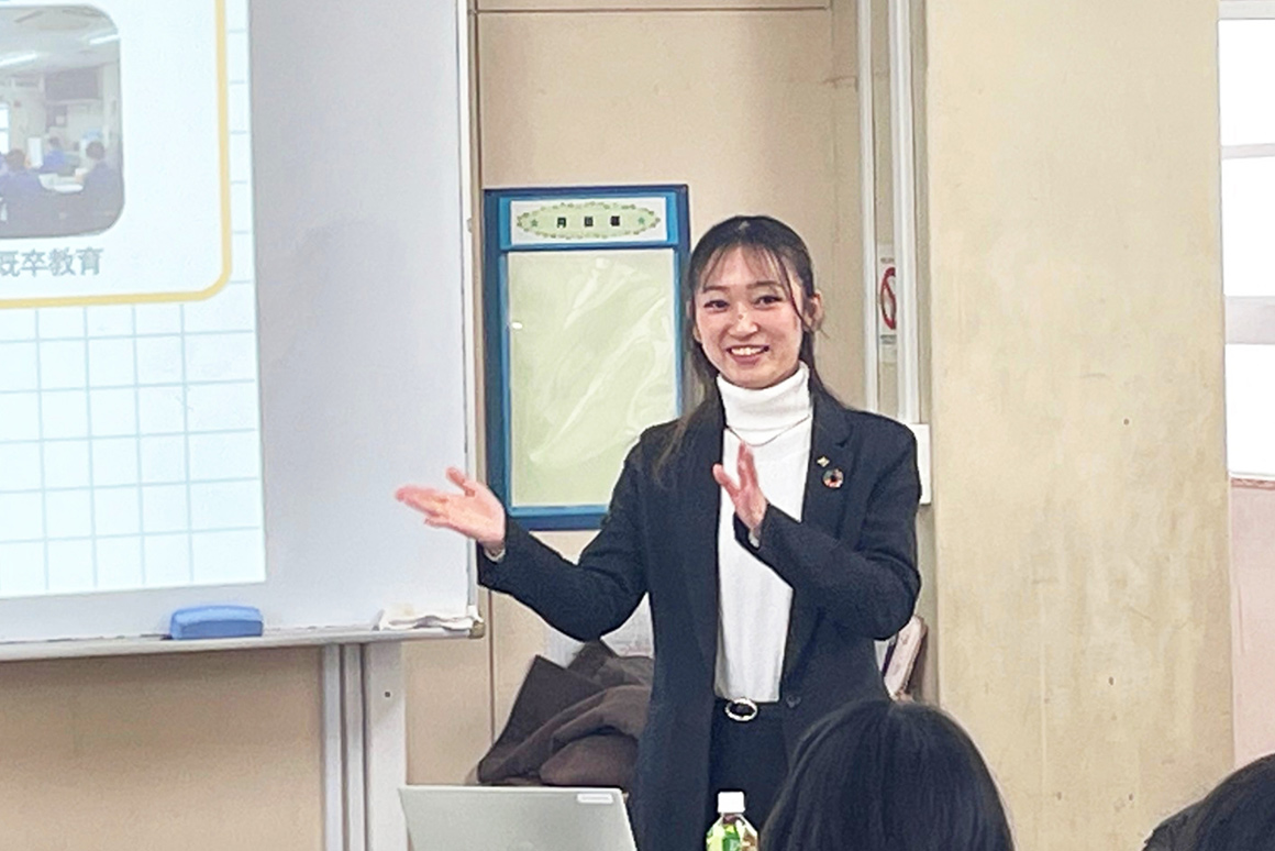 中学校で職業講話
