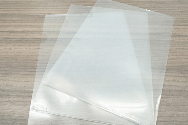 ビニール貼り、プラスチックファイル
